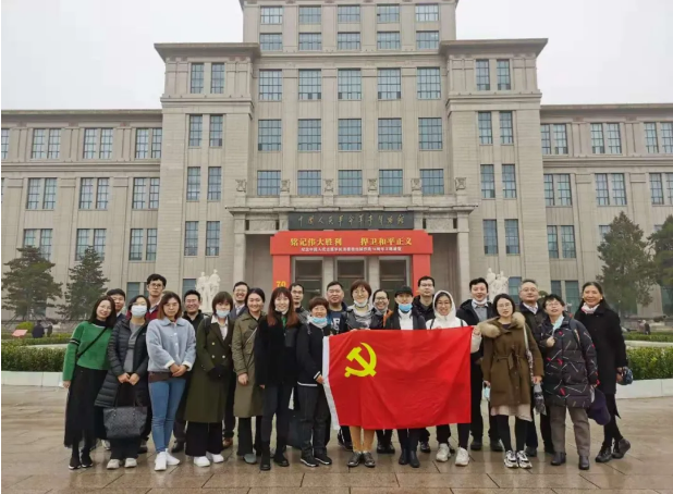 計(jì)鵬黨支部聯合計(jì)鵬工(gōng)會(huì)組織“紀念中國(guó)人(rén)民(mín)志(zhì)願軍抗美(měi)援朝出國(guó)作(zuò)戰70周年(nián)主題展覽”參觀活動