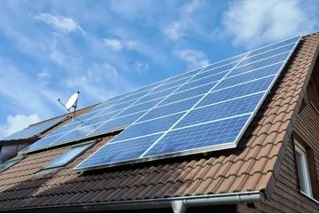 【計(jì)鵬視(shì)角】分(fēn)布式光(guāng)伏的(de)上(shàng)網模式選擇