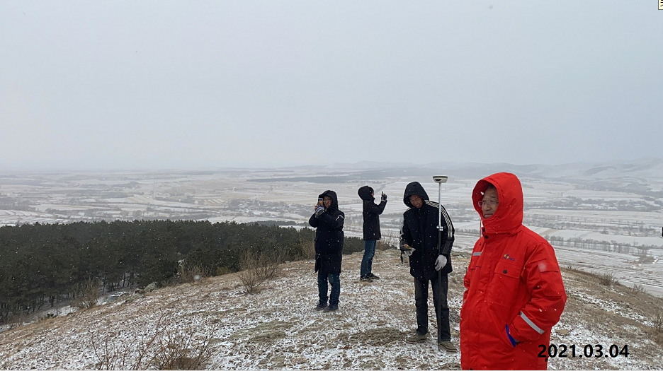 我司技(jì)術(shù)人(rén)員(yuán)赴遼甯相(xiàng)關區(qū)域進行(xíng)風(fēng)電(diàn)項目微(wēi)觀選址