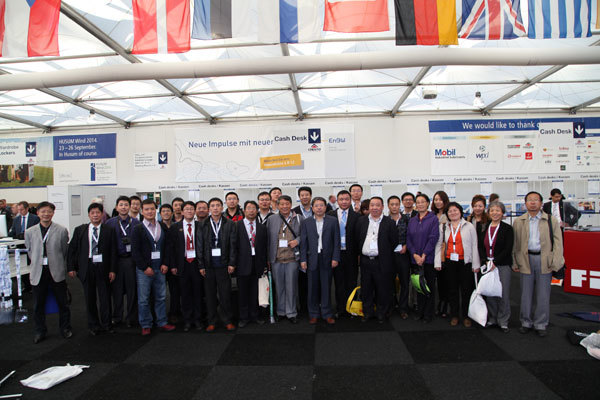 計(jì)鵬公司參加2012胡蘇姆國(guó)際風(fēng)能(néng)展考察活動