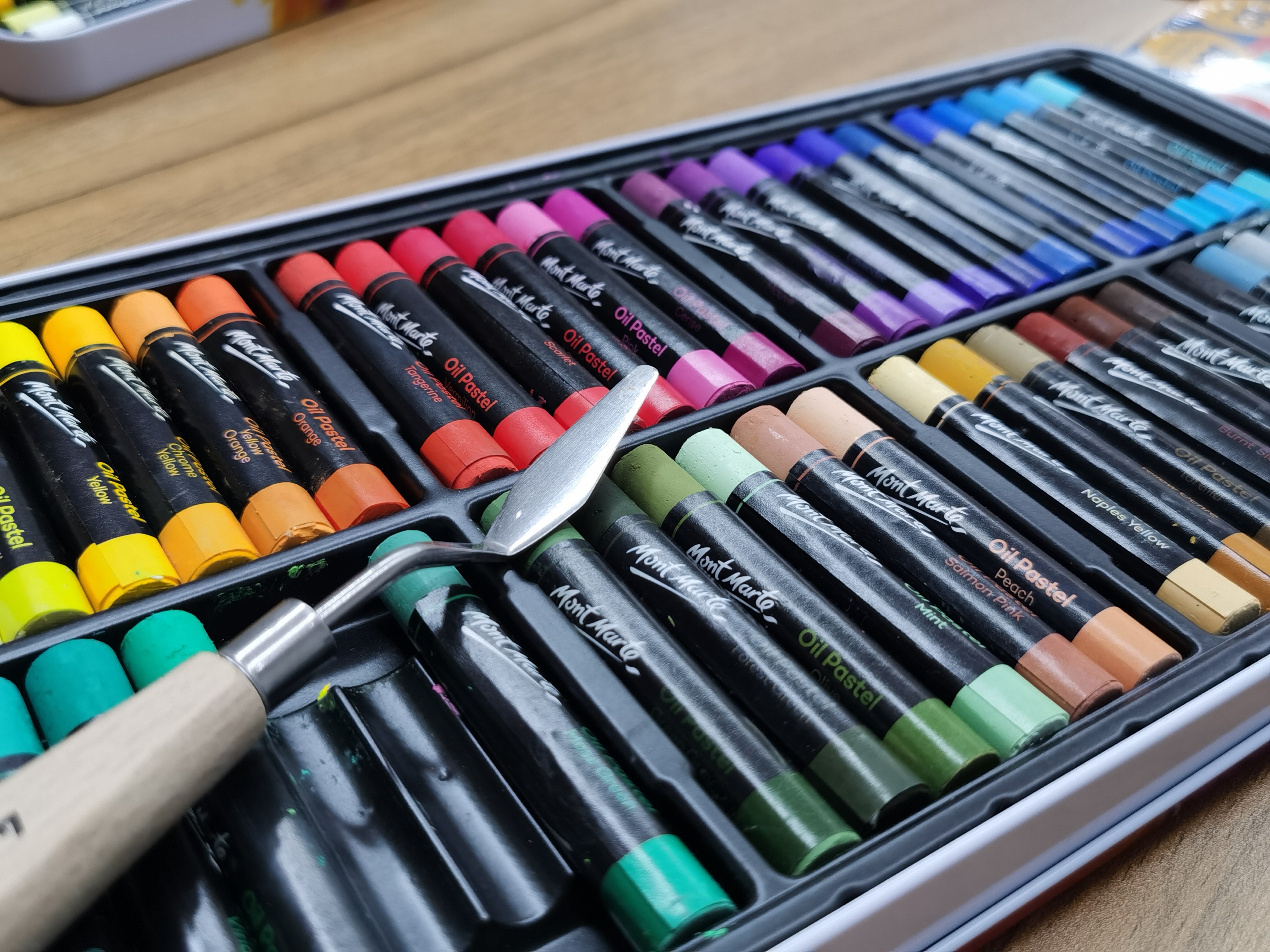 計(jì)鵬工(gōng)會(huì)2022年(nián)“點墨青春，繪美(měi)計(jì)鵬”美(měi)女(nǚ)節繪畫(huà)活動圓滿結束