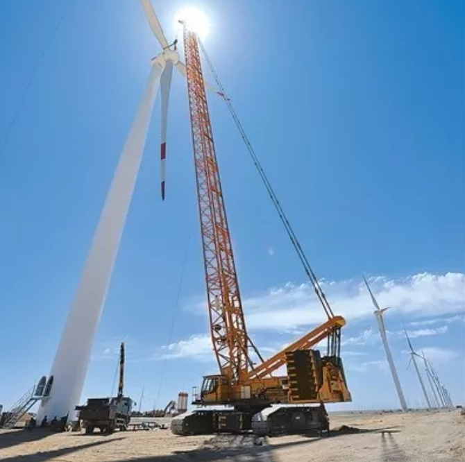 【計(jì)鵬分(fēn)享】淺述風(fēng)機(jī)葉片的(de)吊裝方式